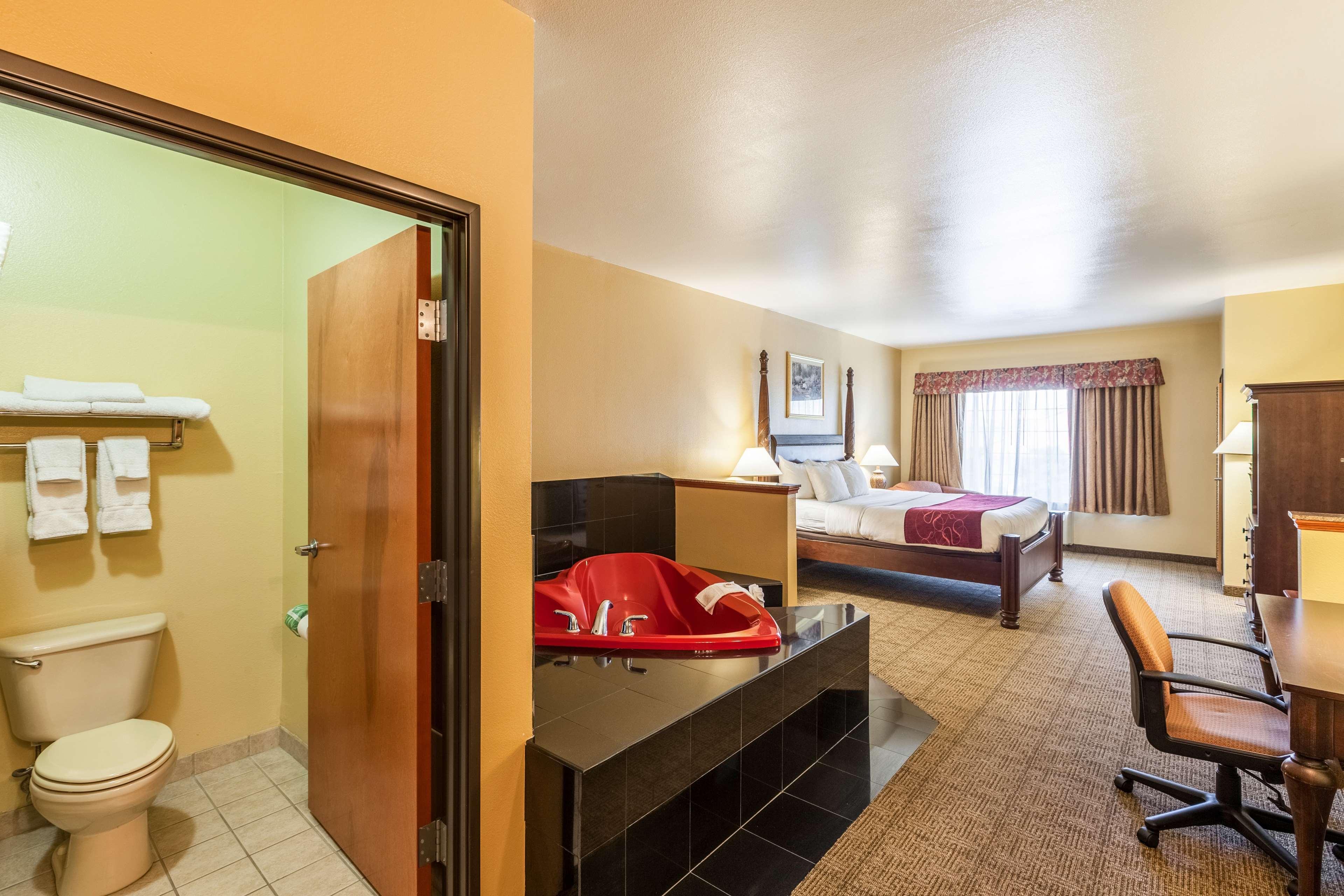 Surestay Plus Hotel By Best Western Месквіт Екстер'єр фото