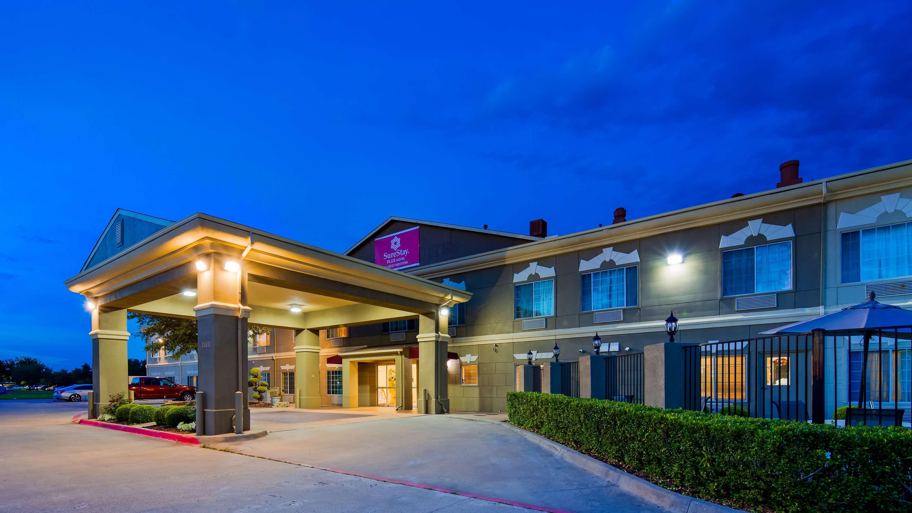 Surestay Plus Hotel By Best Western Месквіт Екстер'єр фото