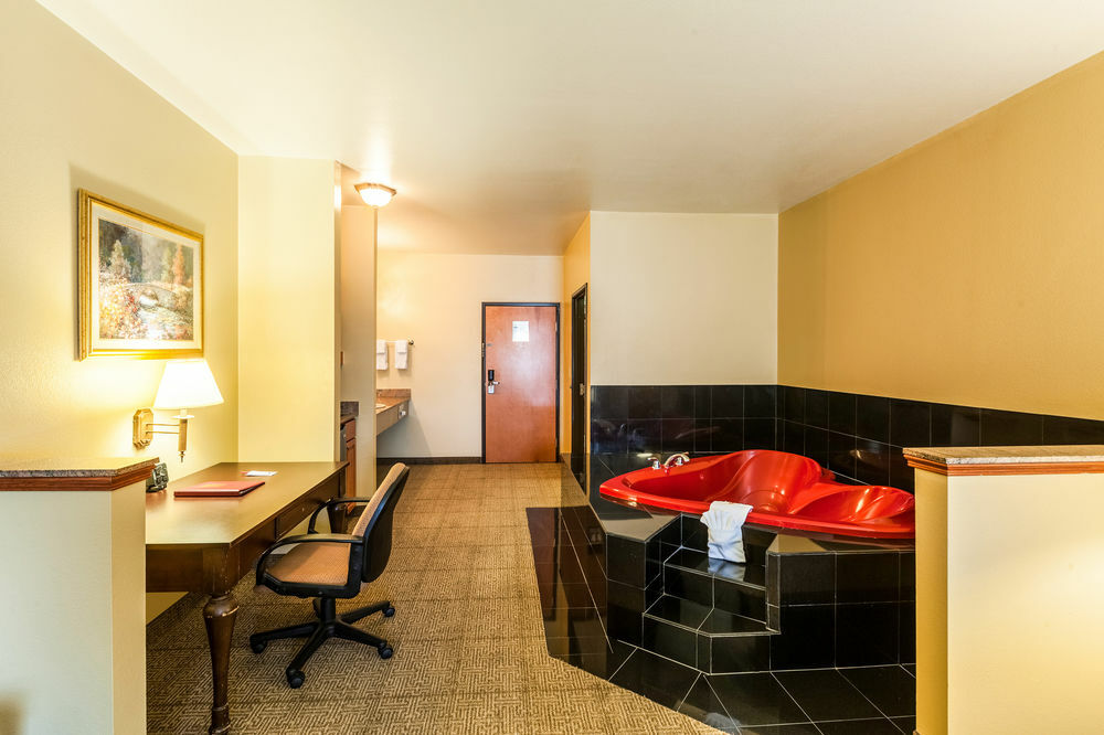 Surestay Plus Hotel By Best Western Месквіт Екстер'єр фото